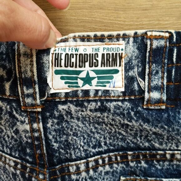 Vintage The Octopus Army unique high waisted side lace acid washed 3/4 jeans - Picture 7 of 10